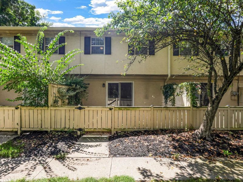 2564 Shore Line Lane, Columbus, OH 43221 Photo 34
