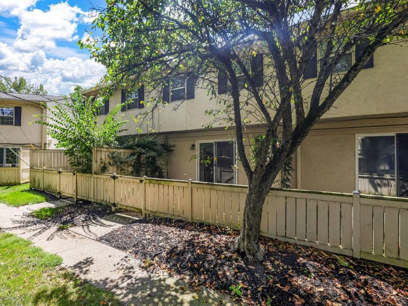 2564 Shore Line Lane, Columbus, OH 43221 Photo 35