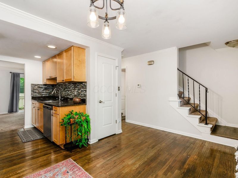 2564 Shore Line Lane, Columbus, OH 43221 Photo 5
