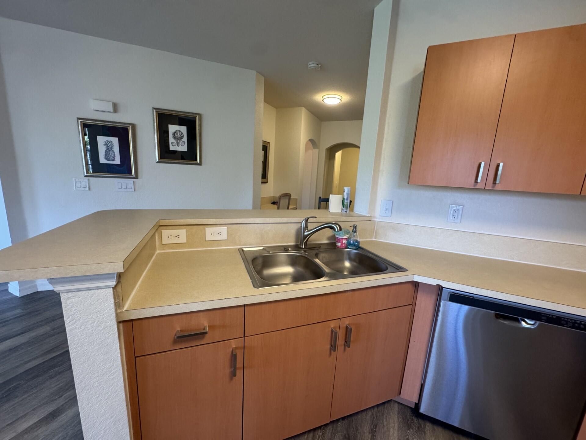 122 SW Peacock Boulevard, Unit 12-202, Port Saint Lucie, FL 34986 Photo