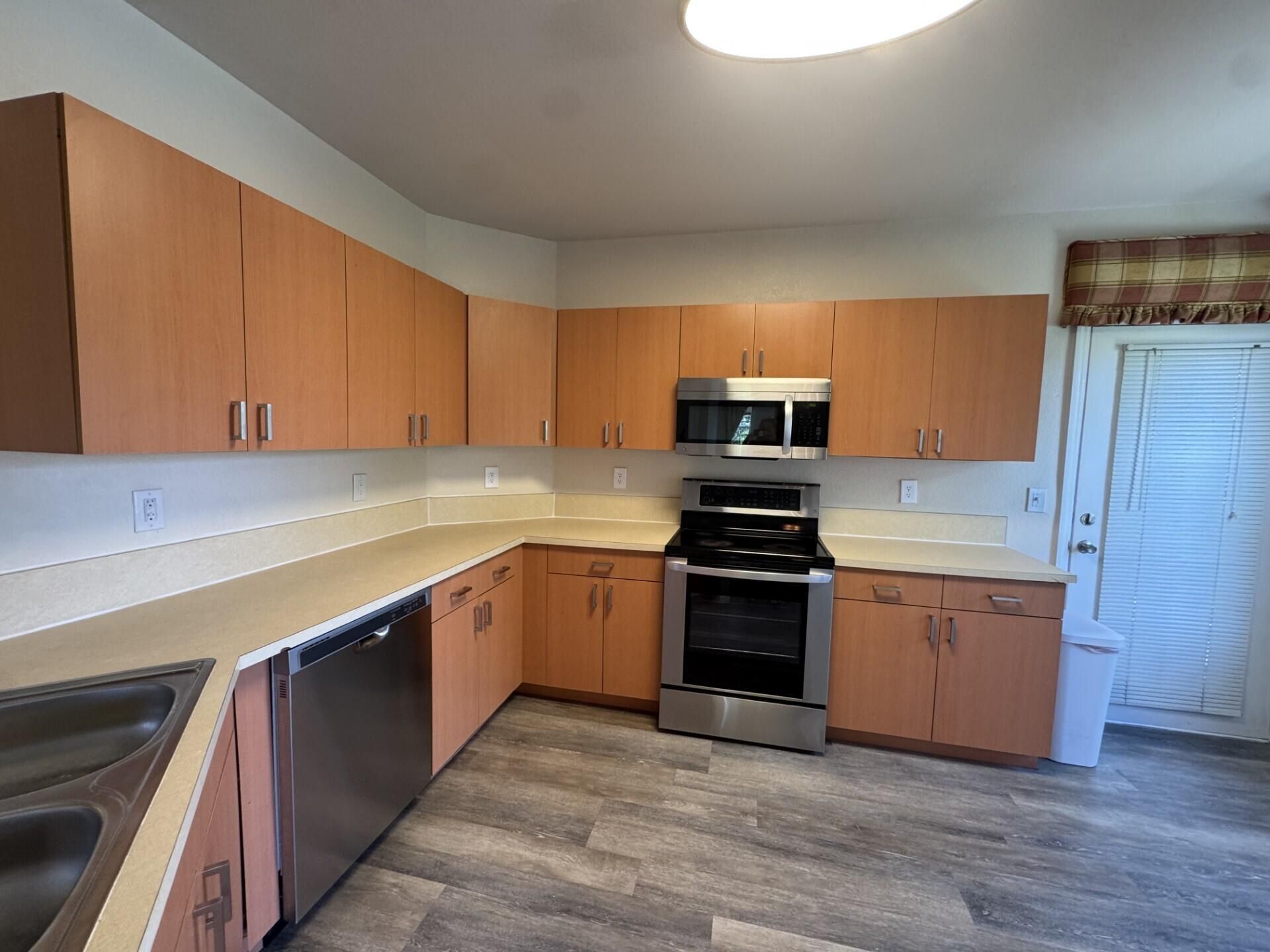 122 SW Peacock Boulevard, Unit 12-202, Port Saint Lucie, FL 34986 Photo
