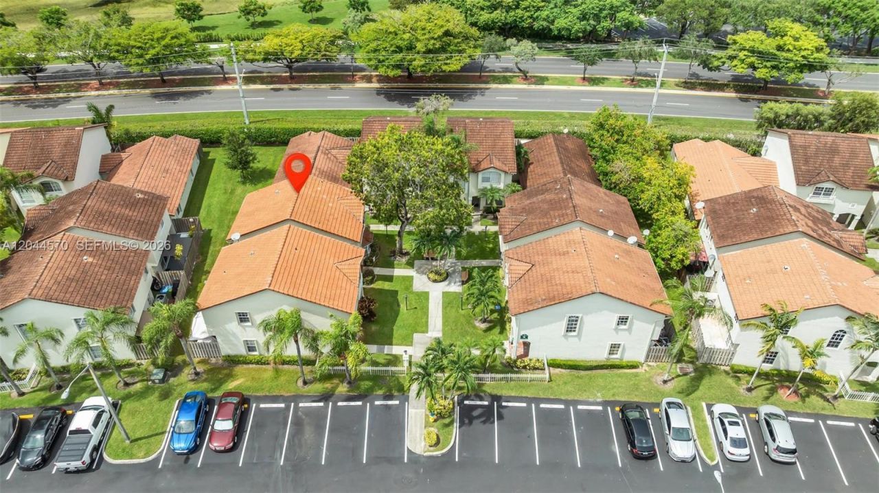 10857 NW 8th St , Pembroke Pines, FL 33026 Photo