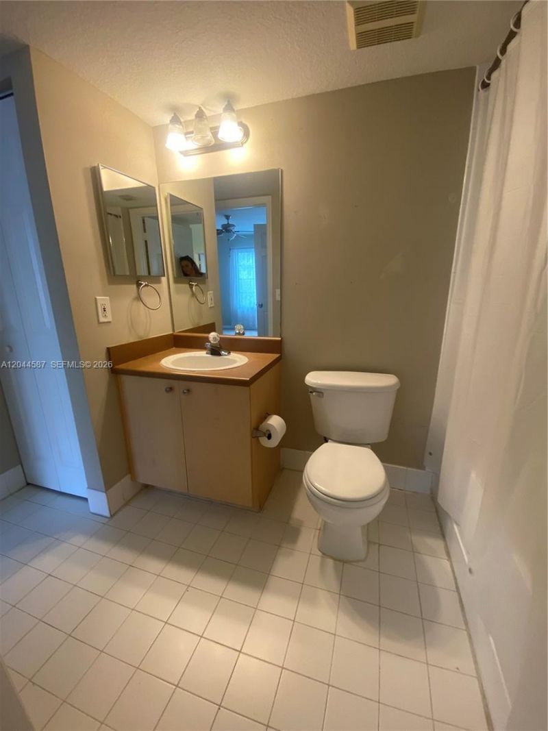 4081 San Marino Blvd, Unit 303, West Palm Beach, FL 33409 Photo