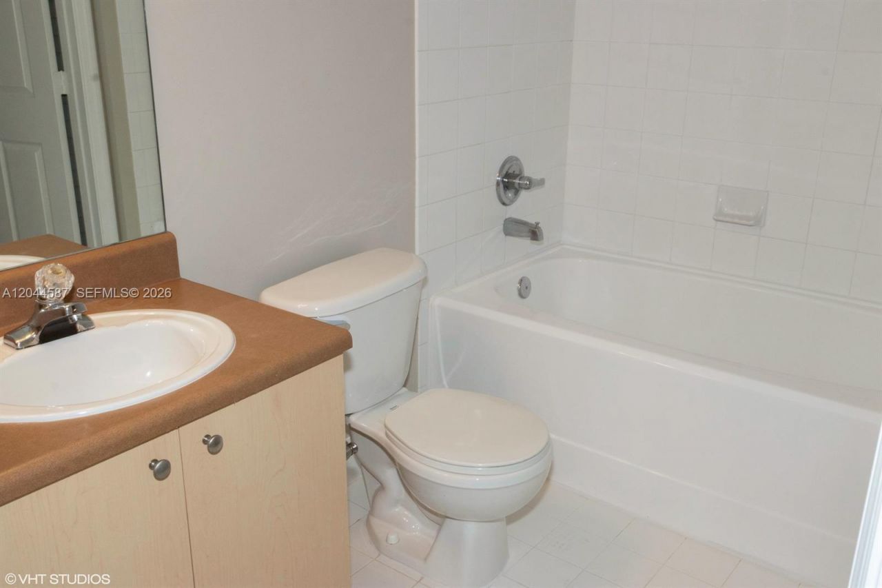 4081 San Marino Blvd, Unit 303, West Palm Beach, FL 33409 Photo