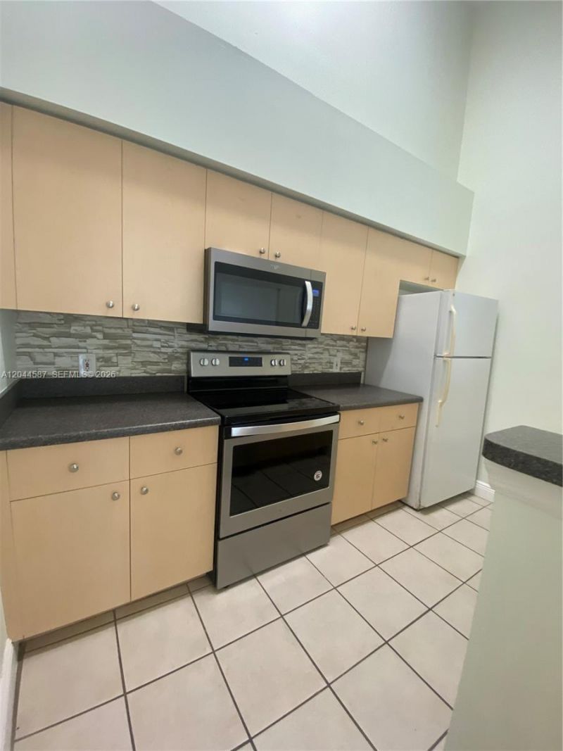 4081 San Marino Blvd, Unit 303, West Palm Beach, FL 33409 Photo