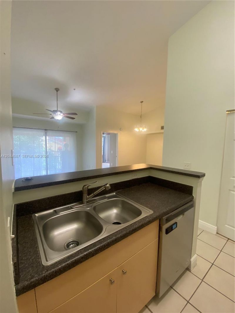 4081 San Marino Blvd, Unit 303, West Palm Beach, FL 33409 Photo