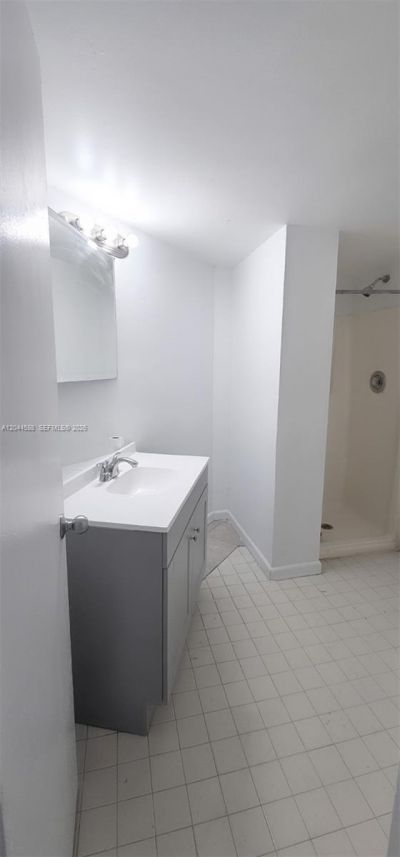 7035 NW 186th St, Unit D110, Hialeah, FL 33015 Photo
