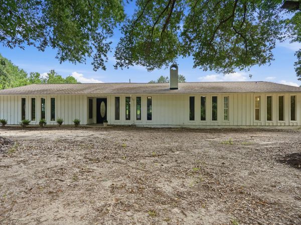 141 Sand , Leesville, LA 71446