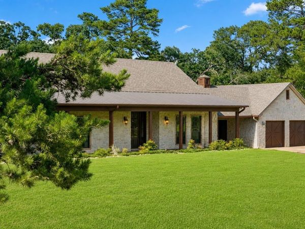 4940 Frontage Road , Winfield, TX 75493