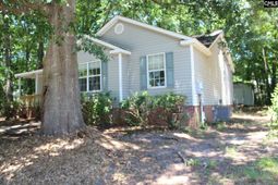 14 Holliston Court photo 4