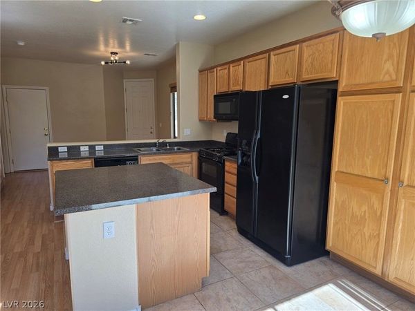 8300 Apple Spice Street , Las Vegas, NV 89143
