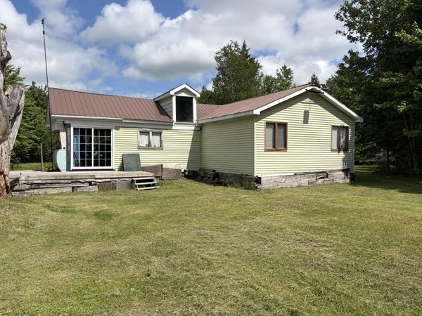 13182 S Forrest Side RD, Dafter, MI 49724