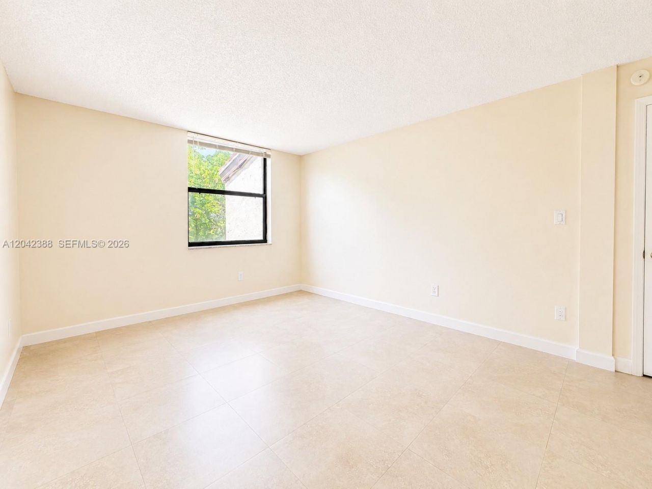 14421 N Kendall Dr, Unit 000, Miami, FL 33186 Photo