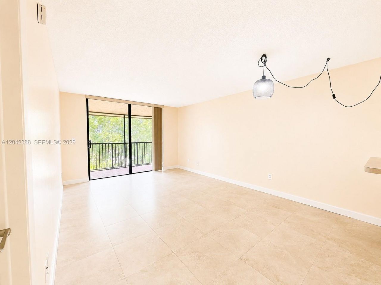 14421 N Kendall Dr, Unit 000, Miami, FL 33186 Photo
