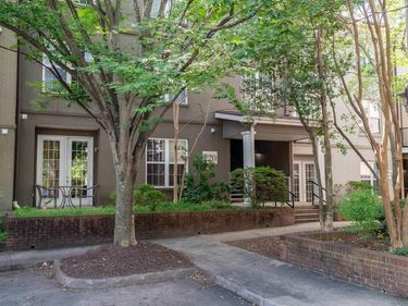 720 WALKER SQ , Unit 3B, CHARLOTTESVILLE, VA 22903