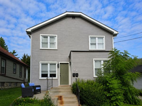 716 Walnut Street , Unit 2, Lemont, IL 60439
