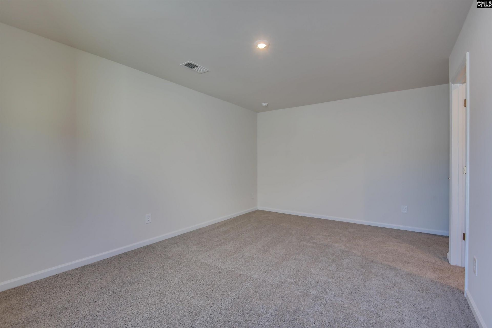 346 Welbeck Road Photo 32
