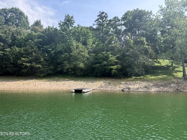 2327 Boat Dock Rd, Talbott, TN 37877