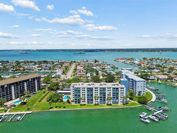 644 ISLAND WAY, Unit 405, CLEARWATER, FL 33767