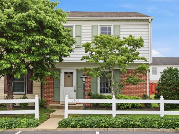 1922 CARLTON DRIVE, LEBANON, PA 17042