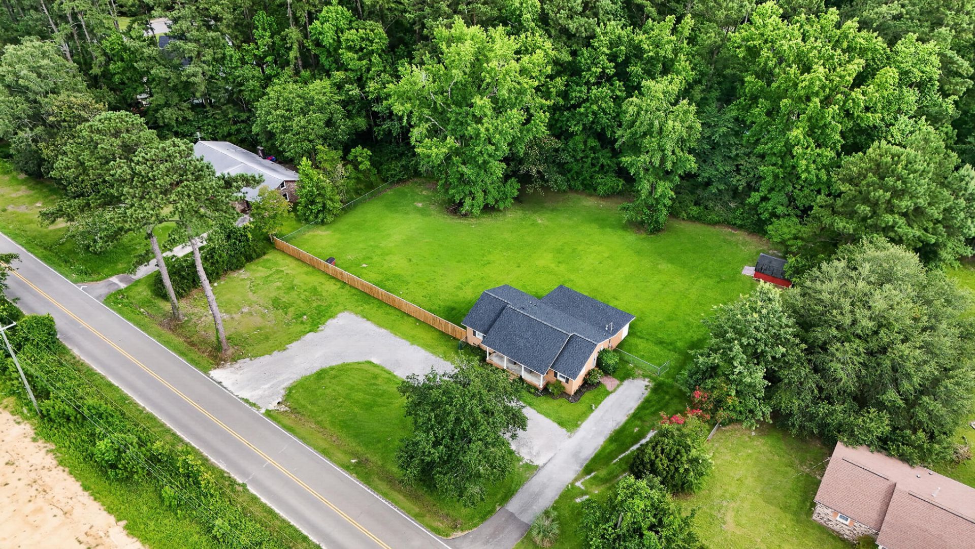 504 W Butternut Road Photo 45