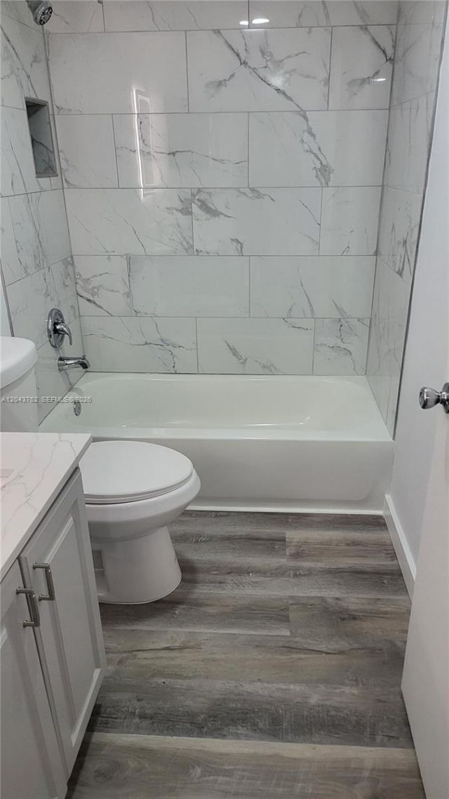 7220 Lake Cir Dr, Unit 406, Margate, FL 33063 Photo