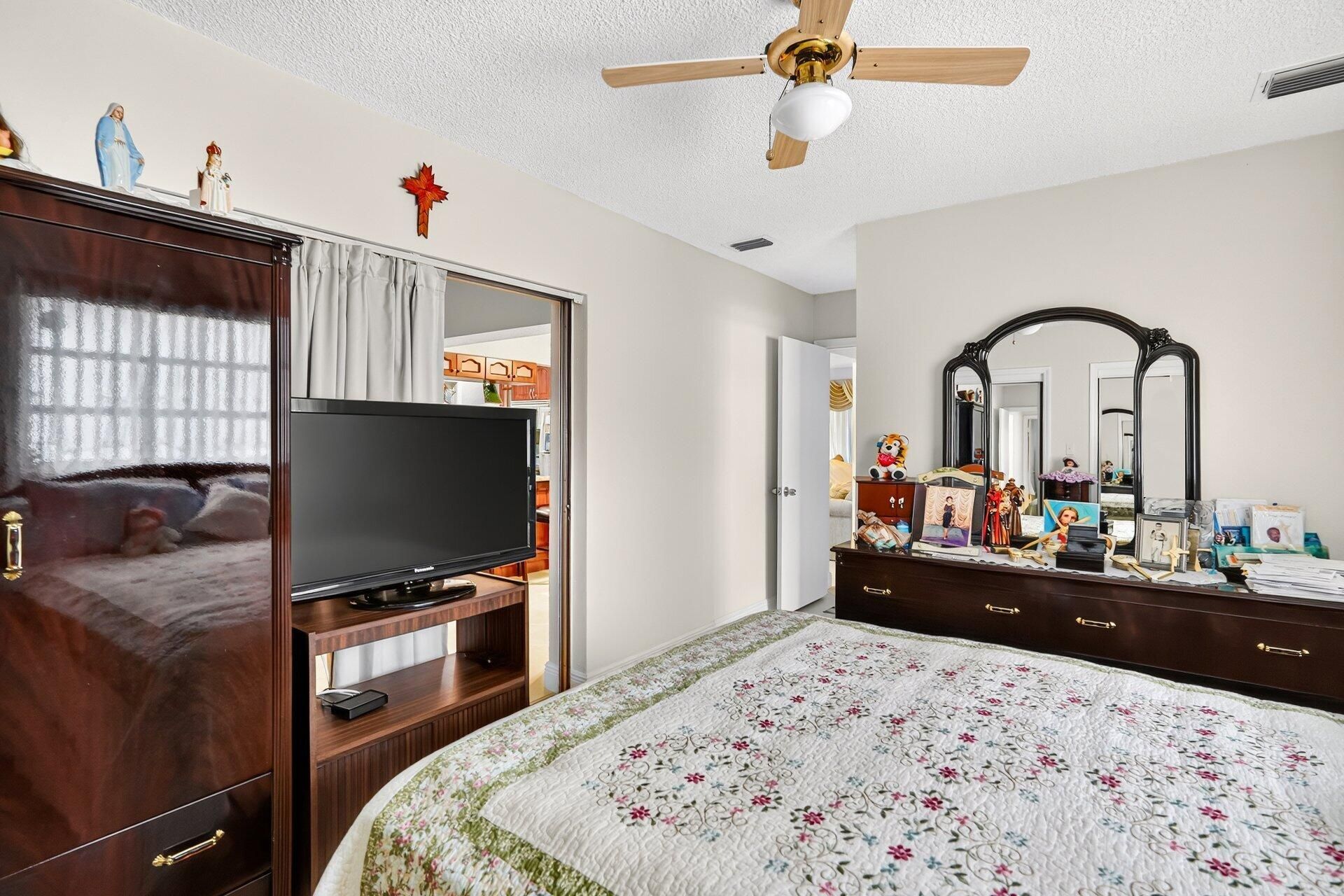 7105 NW 68th Avenue, Tamarac, FL 33321 Photo