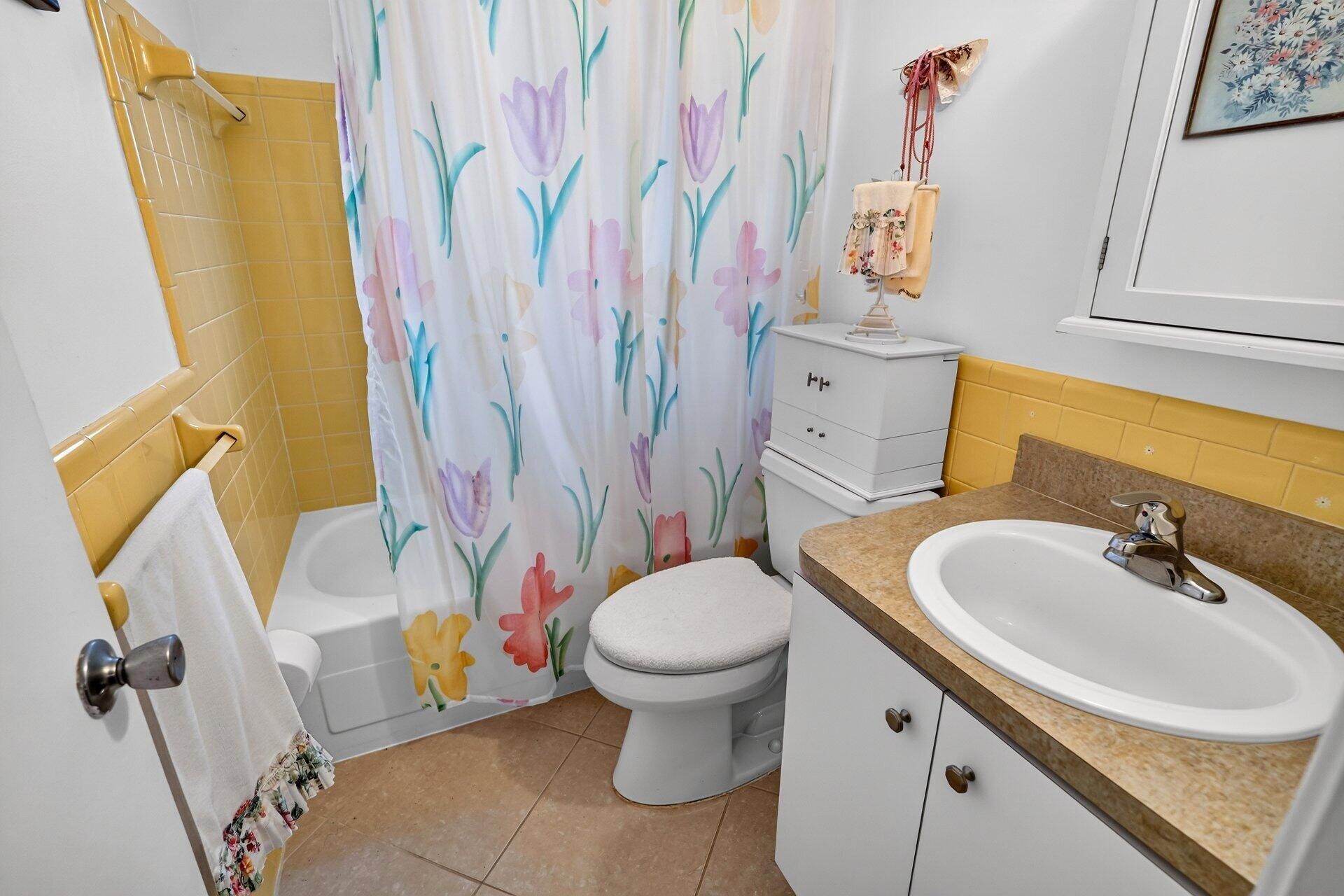 7105 NW 68th Avenue, Tamarac, FL 33321 Photo