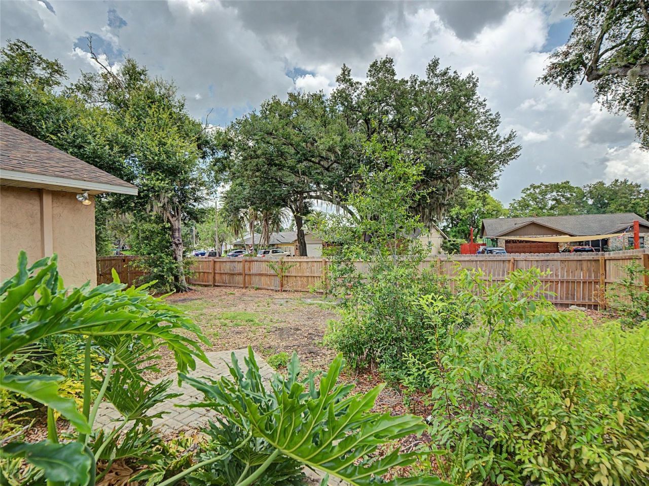 891 Timber Pond Drive , Brandon, FL 33510 Photo