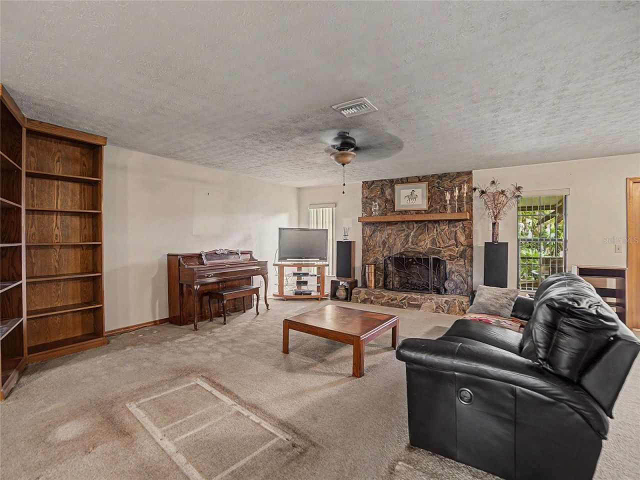 891 Timber Pond Drive , Brandon, FL 33510 Photo