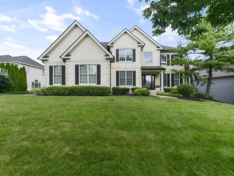 8347 Amberleigh Way, Dublin, OH 43017 Photo 2