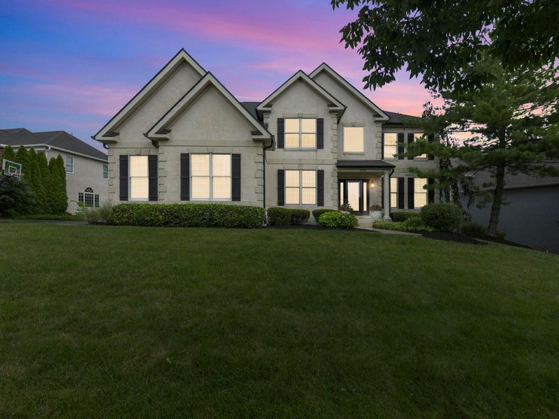 8347 Amberleigh Way, Dublin, OH 43017 Photo 3