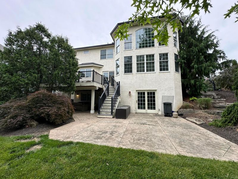 8347 Amberleigh Way, Dublin, OH 43017 Photo 4