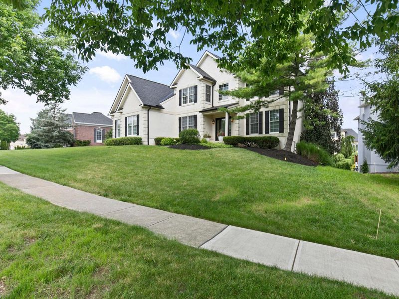 8347 Amberleigh Way, Dublin, OH 43017 Photo 5