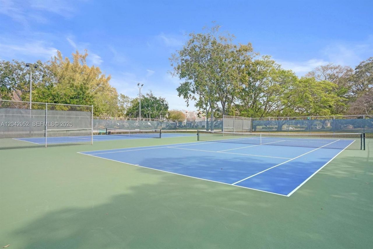 9401 Evergreen Pl , Unit 103, Davie, FL 33324 Photo