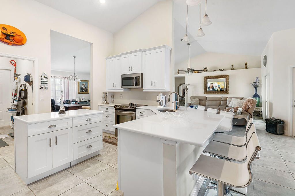 12987 N 66th Place N, The Acreage, FL 33470 Photo