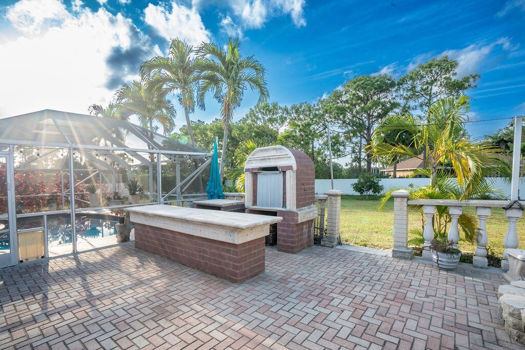 12987 N 66th Place N, The Acreage, FL 33470 Photo