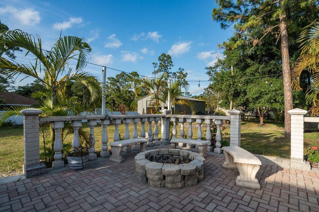 12987 N 66th Place N, The Acreage, FL 33470 Photo