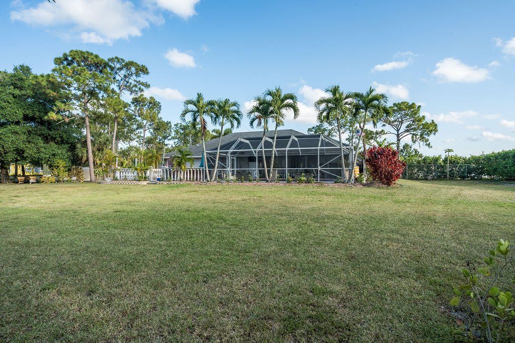 12987 N 66th Place N, The Acreage, FL 33470 Photo