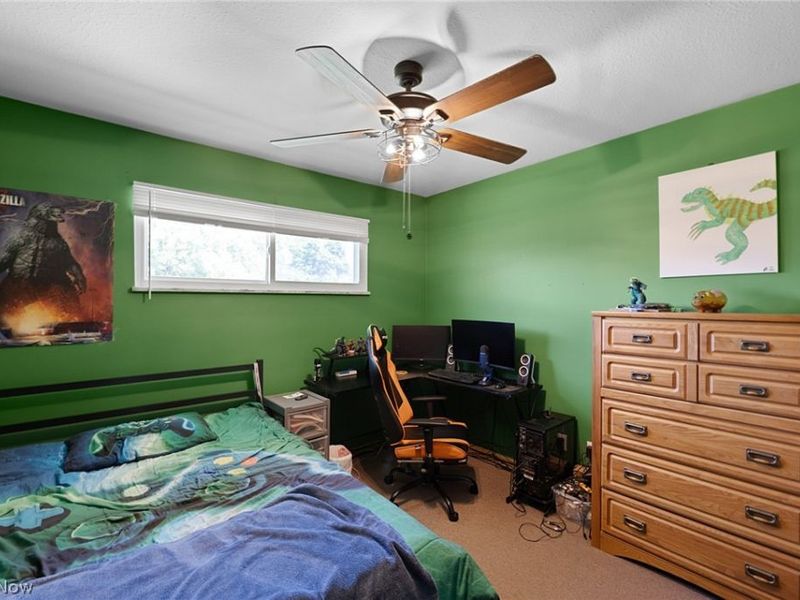 13967 Mohawk Trail, Middleburg Heights, OH 44130 Photo 21