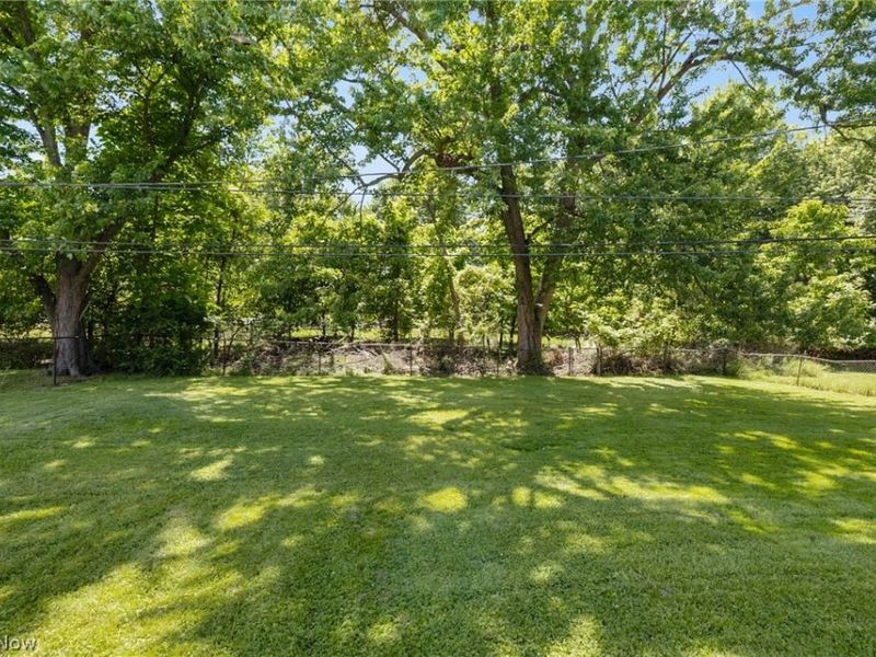 13967 Mohawk Trail, Middleburg Heights, OH 44130 Photo 34