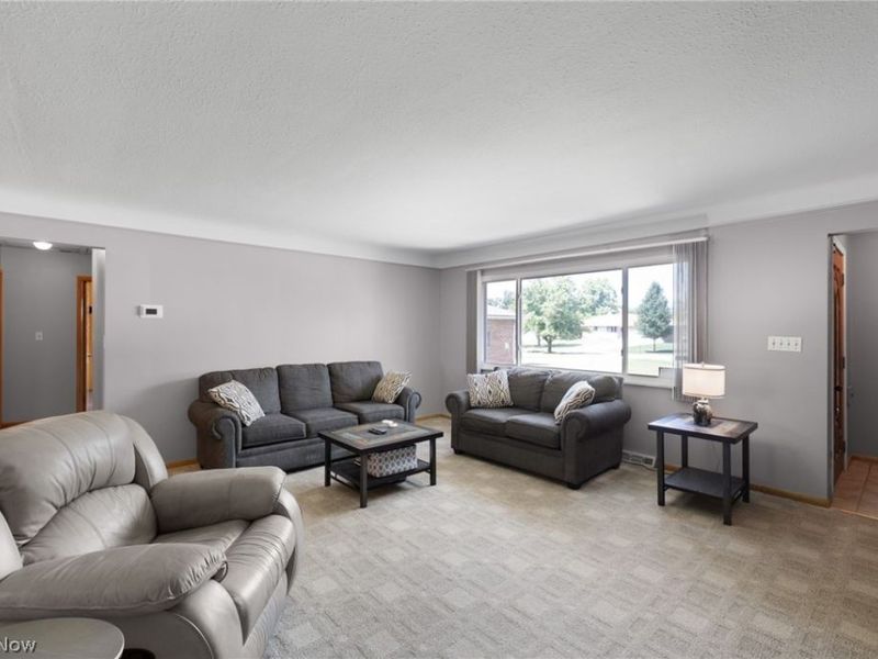 13967 Mohawk Trail, Middleburg Heights, OH 44130 Photo 8
