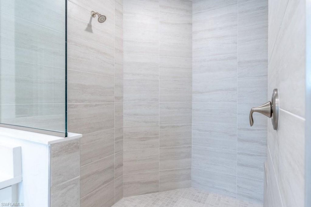 16364 Viansa Way , Unit 202, Naples, FL 34110 Photo