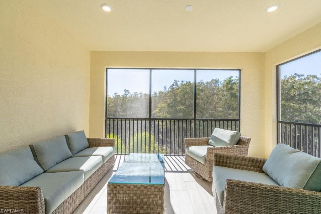 16364 Viansa Way , Unit 202, Naples, FL 34110 Photo