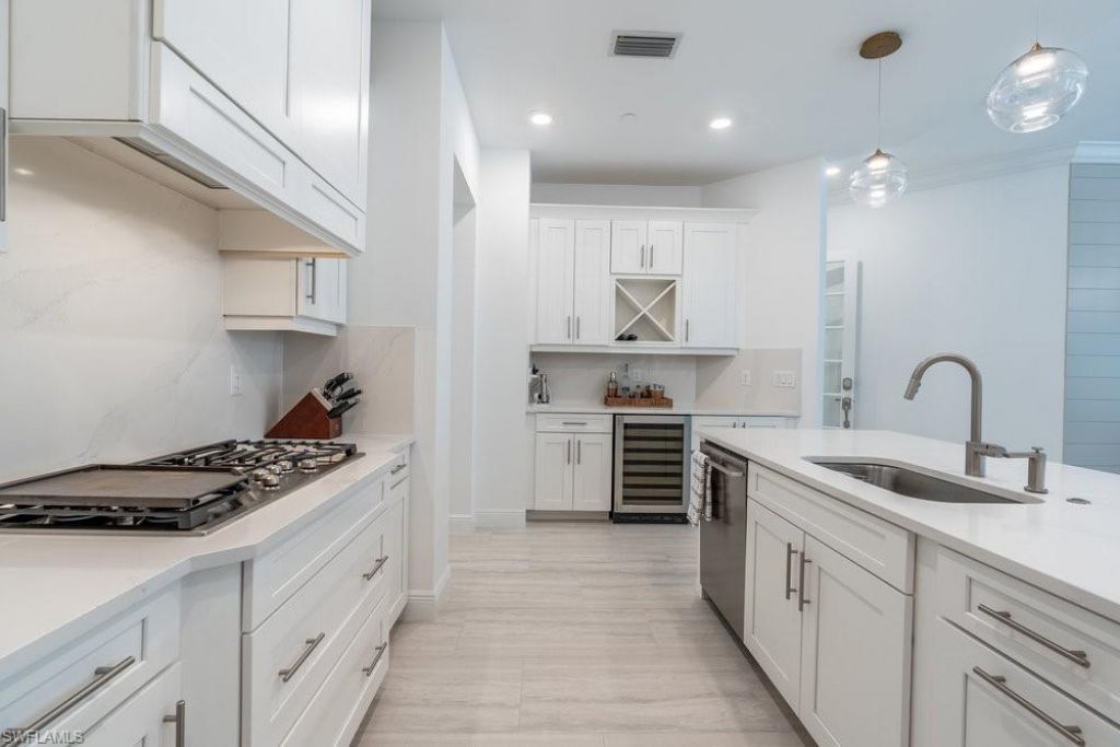 16364 Viansa Way , Unit 202, Naples, FL 34110 Photo