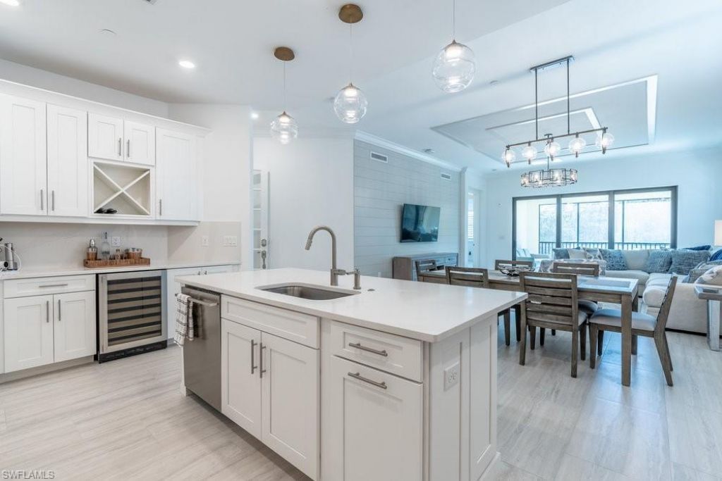 16364 Viansa Way , Unit 202, Naples, FL 34110 Photo