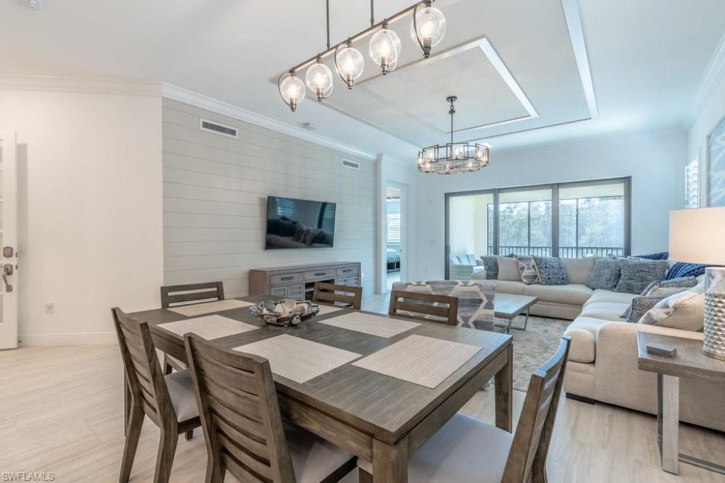 16364 Viansa Way , Unit 202, Naples, FL 34110 Photo