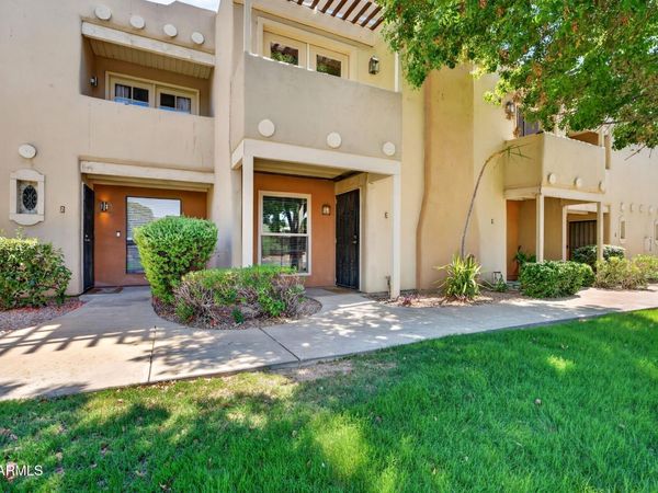 1425 E DESERT COVE Avenue, Unit 3, Phoenix, AZ 85020
