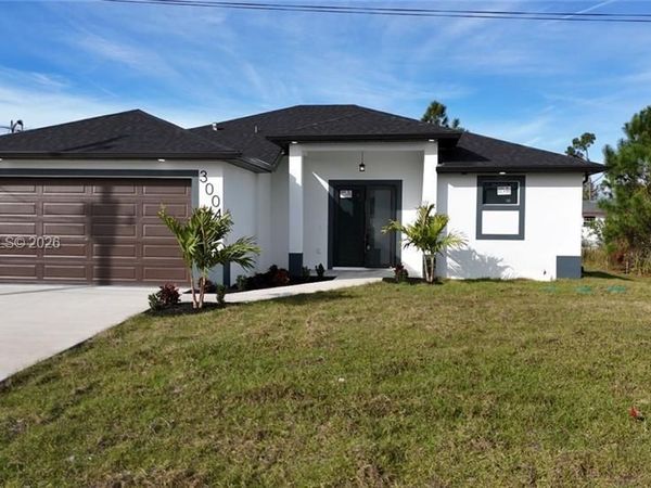3004 SW 4TH ST , Lehigh Acres, FL 33976