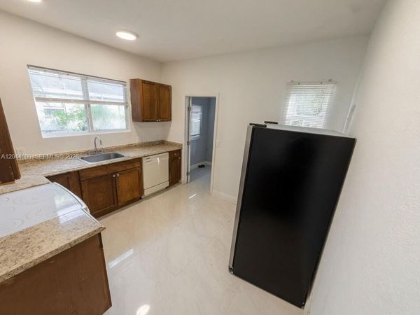 1154 W 25th St, Riviera Beach, FL 33404